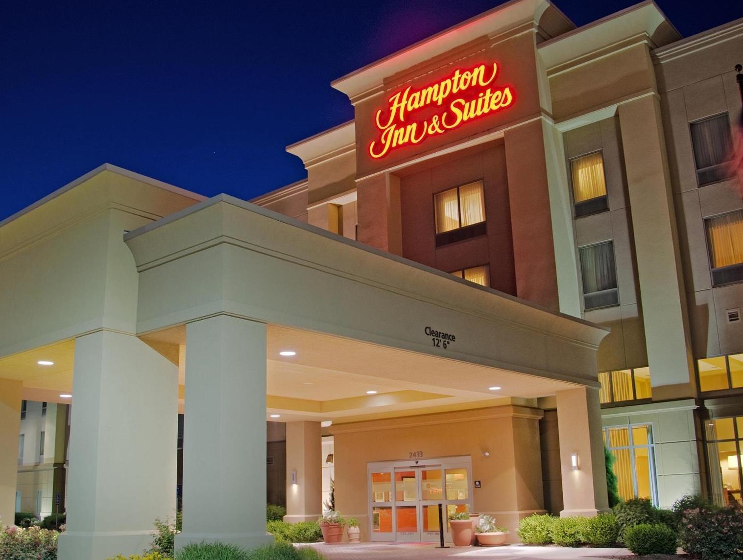 Hampton Inn & Suites Wichita-Northeast Buitenkant foto