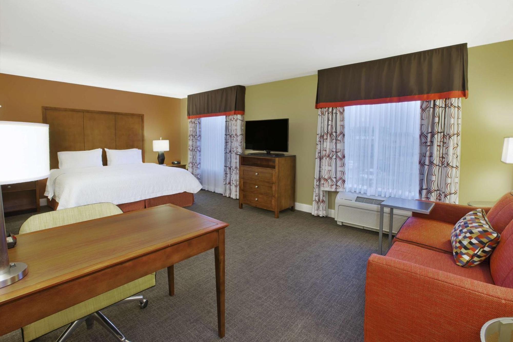 Hampton Inn & Suites Wichita-Northeast Buitenkant foto